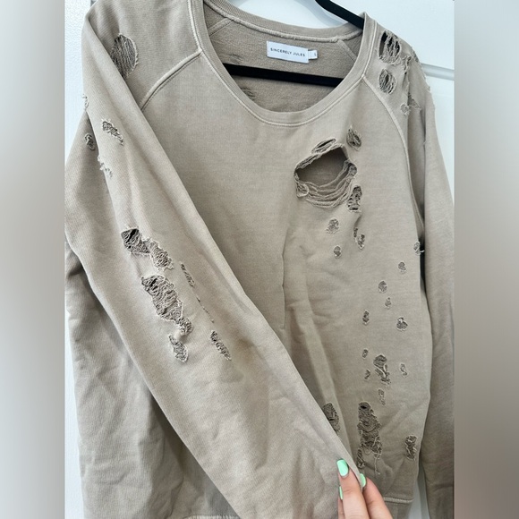 Sincerely Jules distressed torn all over crewneck sweater sweatshirt - Picture 8 of 13
